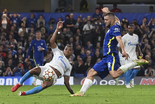 哈登24+12快船险胜猛龙4连胜 公牛逆转胜老鹰